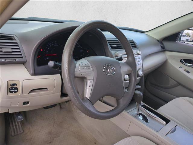Used 2010 Toyota Camry LE FWD image 10