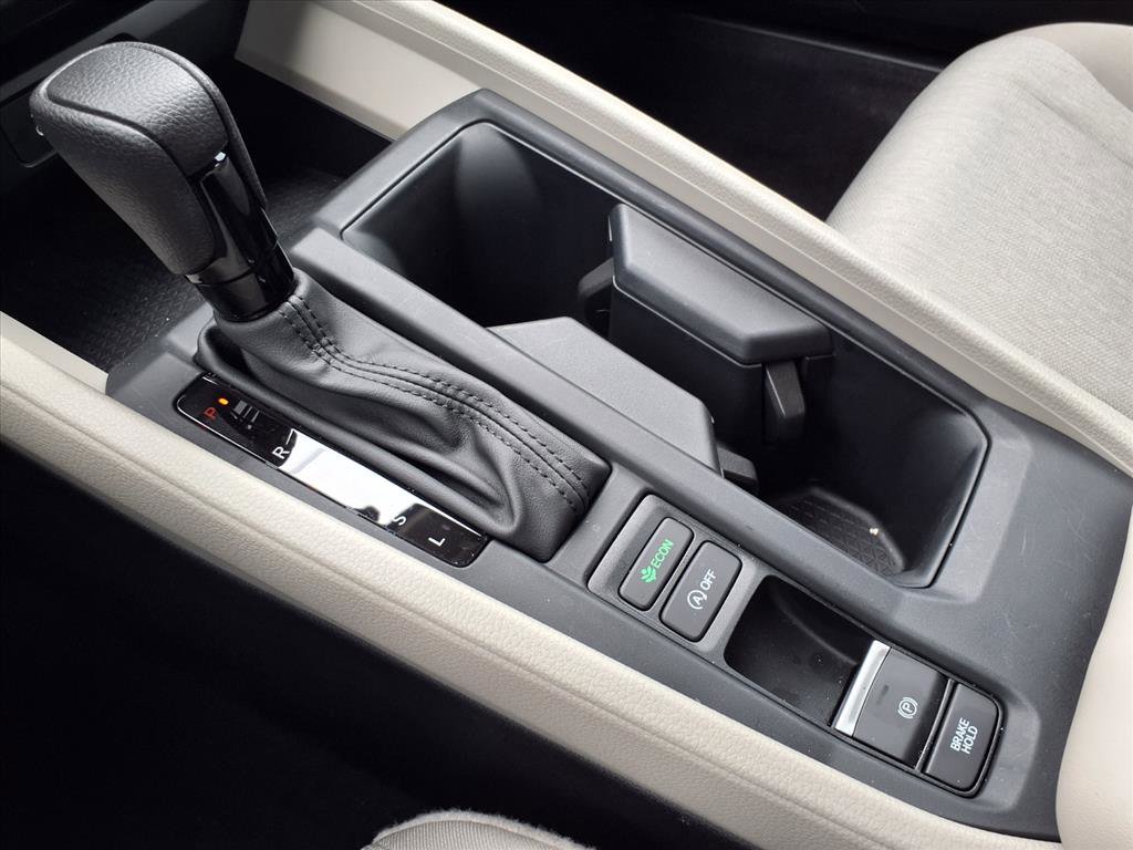 Certified 2025 Honda Accord LX image 11