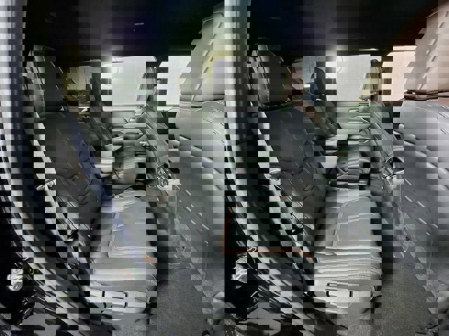 New 2025 Nissan Armada SL w/ Captain's Chari Seat Package image 32