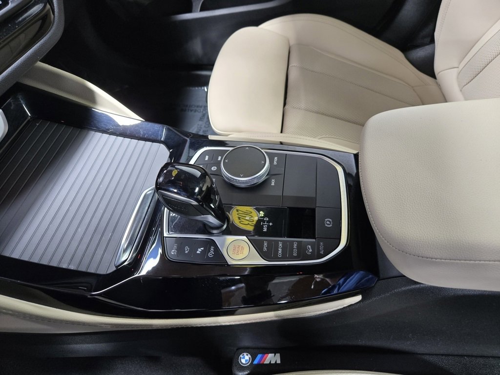 Used 2023 BMW X4 xDrive30i w/ M Sport Package image 28