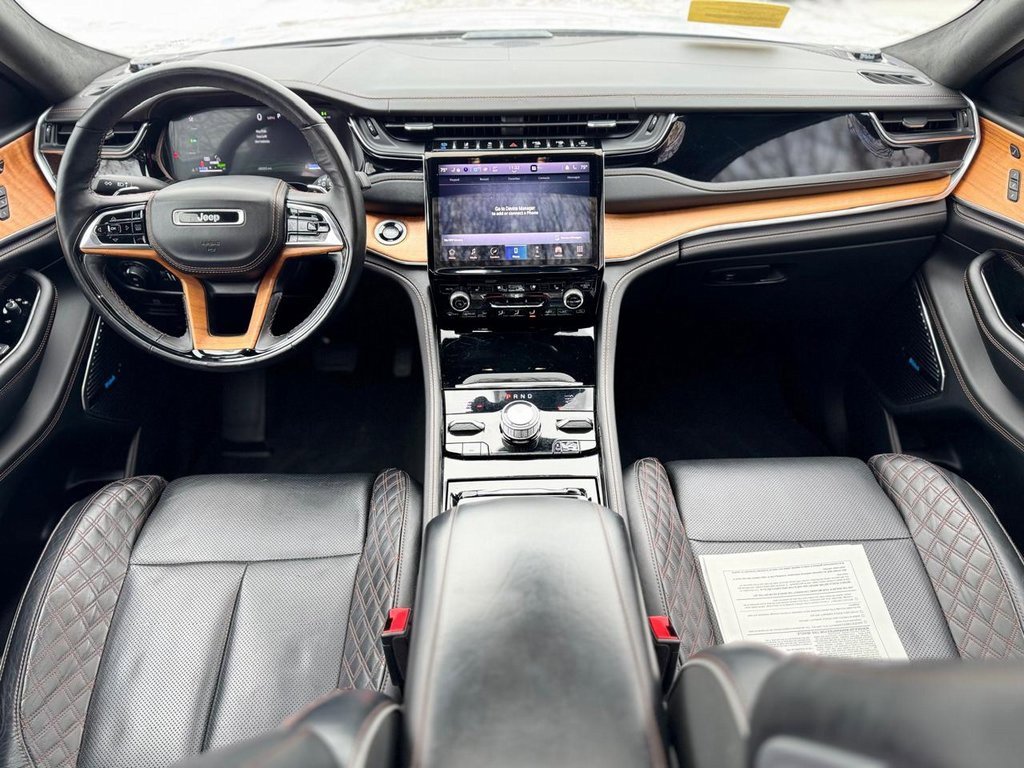 Used 2022 Jeep Grand Cherokee Summit image 11