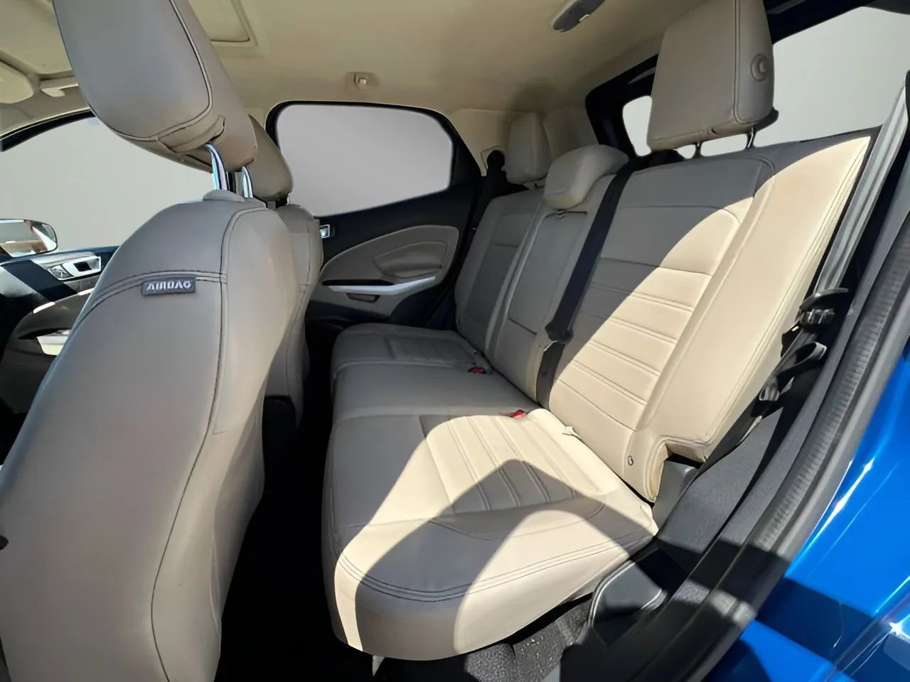 Used 2018 Ford EcoSport Titanium w/ Titanium Cold Weather Package image 10