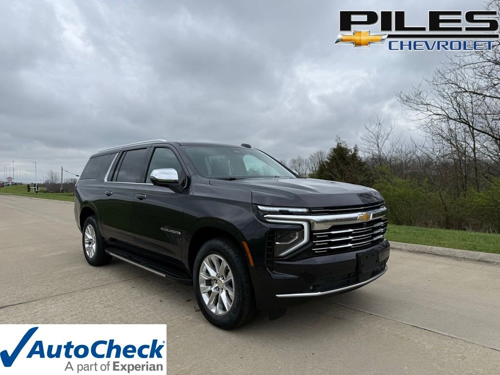 Used 2025 Chevrolet Suburban Premier image 1