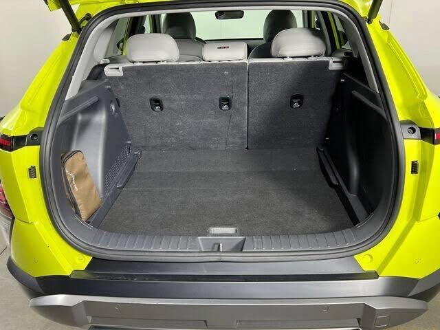 Used 2024 Hyundai Kona Limited FWD image 24