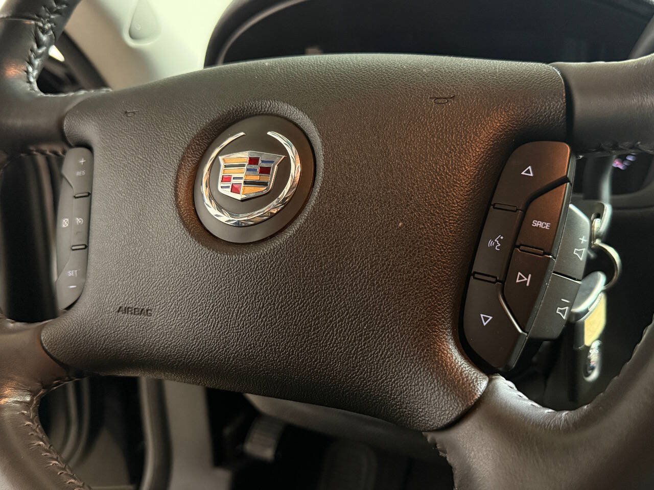 Used 2008 Cadillac DTS Limousine FWD image 68