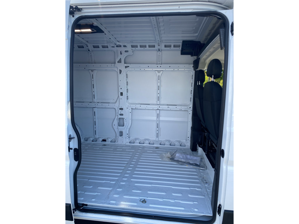 New 2026 RAM ProMaster 3500 w/ Convenience Group FWD image 12