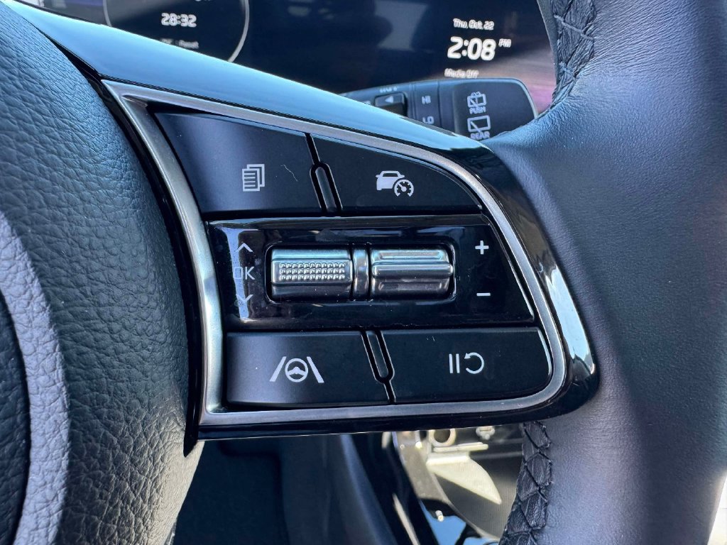 Certified 2024 Kia Seltos EX AWD/4WD image 22