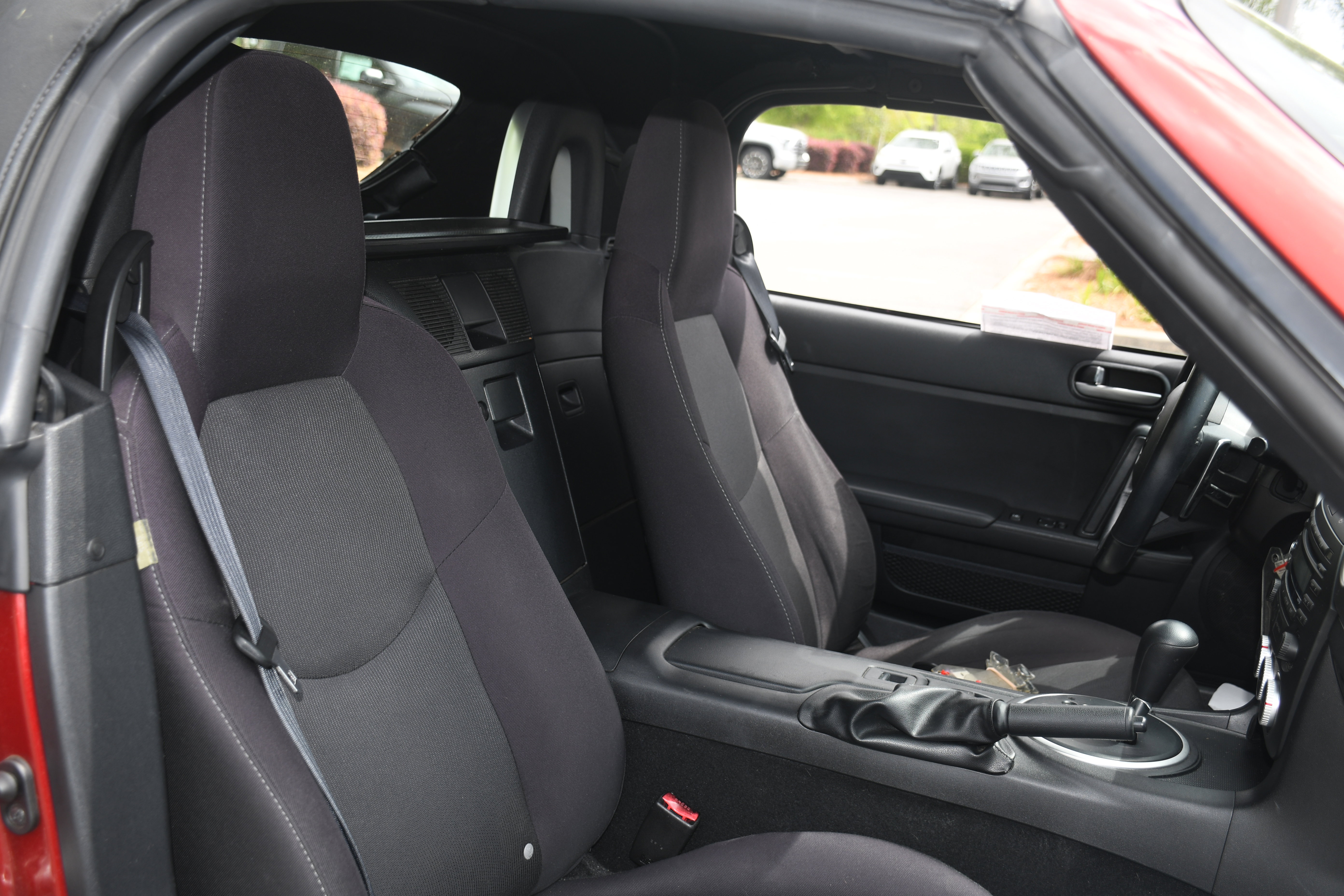 Used 2009 MAZDA MX-5 Miata Sport RWD image 18