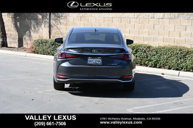 Certified 2025 Lexus ES 300h w/ Premium Package FWD image 5