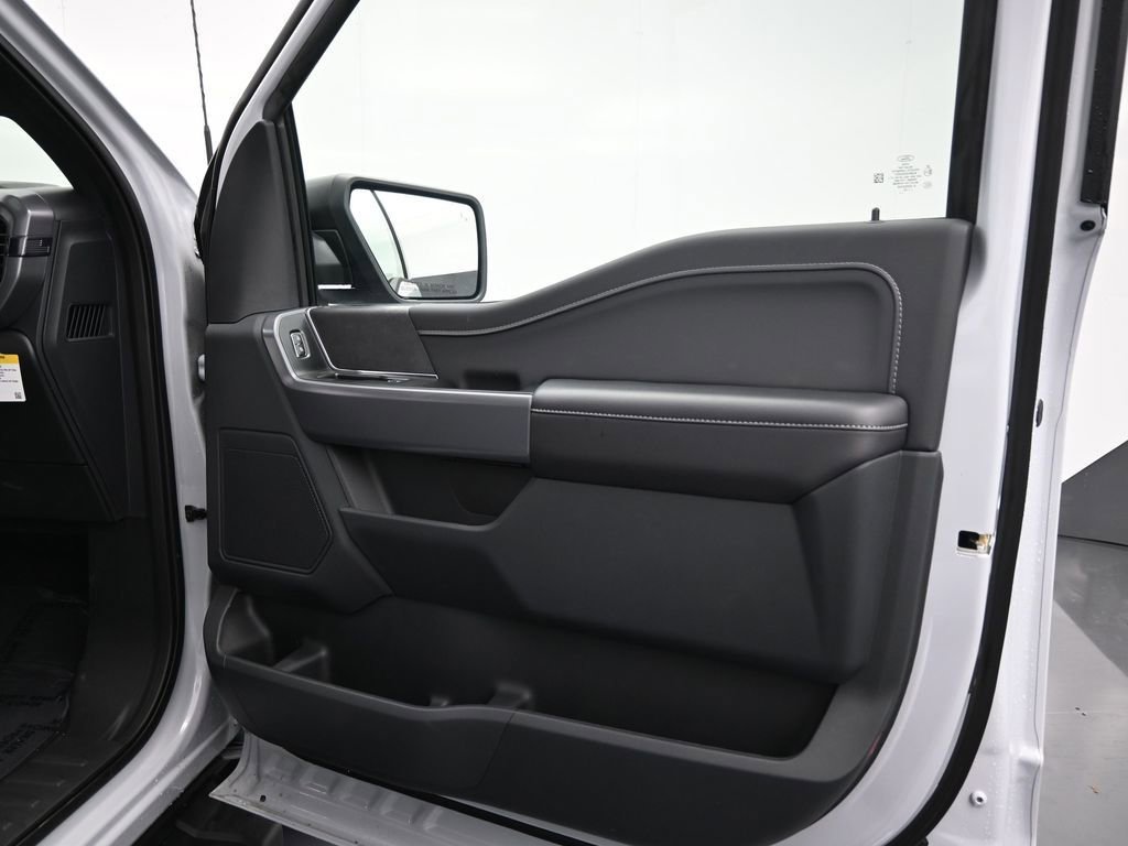 New 2025 Ford F150 XLT w/ Equipment Group 302A MID image 27