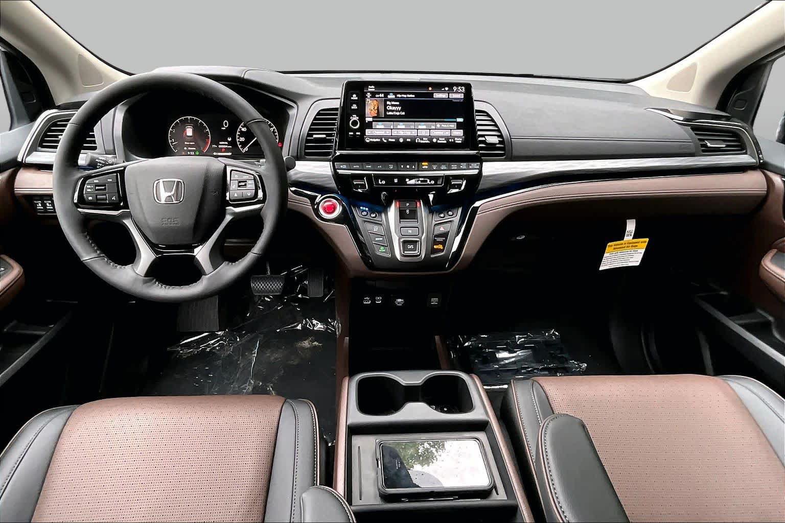 New 2027 Honda Odyssey Elite image 5