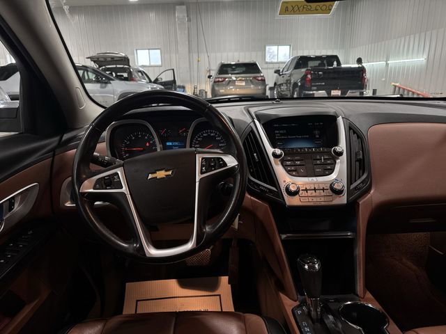 Used 2016 Chevrolet Equinox LTZ w/ Enhanced Convenience Package image 9