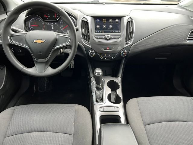 Used 2019 Chevrolet Cruze LS FWD image 2