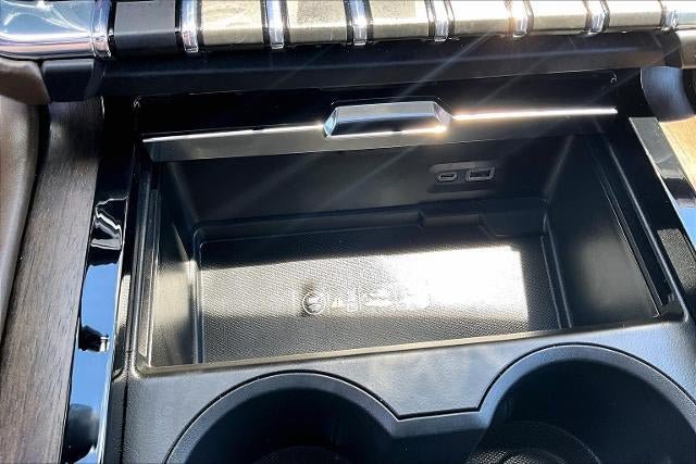 Used 2025 GMC Yukon Denali Ultimate w/ LPO, Floor Liner Package AWD/4WD image 16