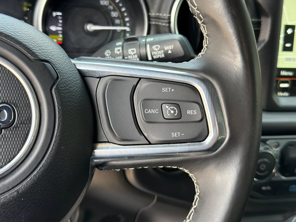 Used 2022 Jeep Wrangler Unlimited Sahara AWD/4WD image 24