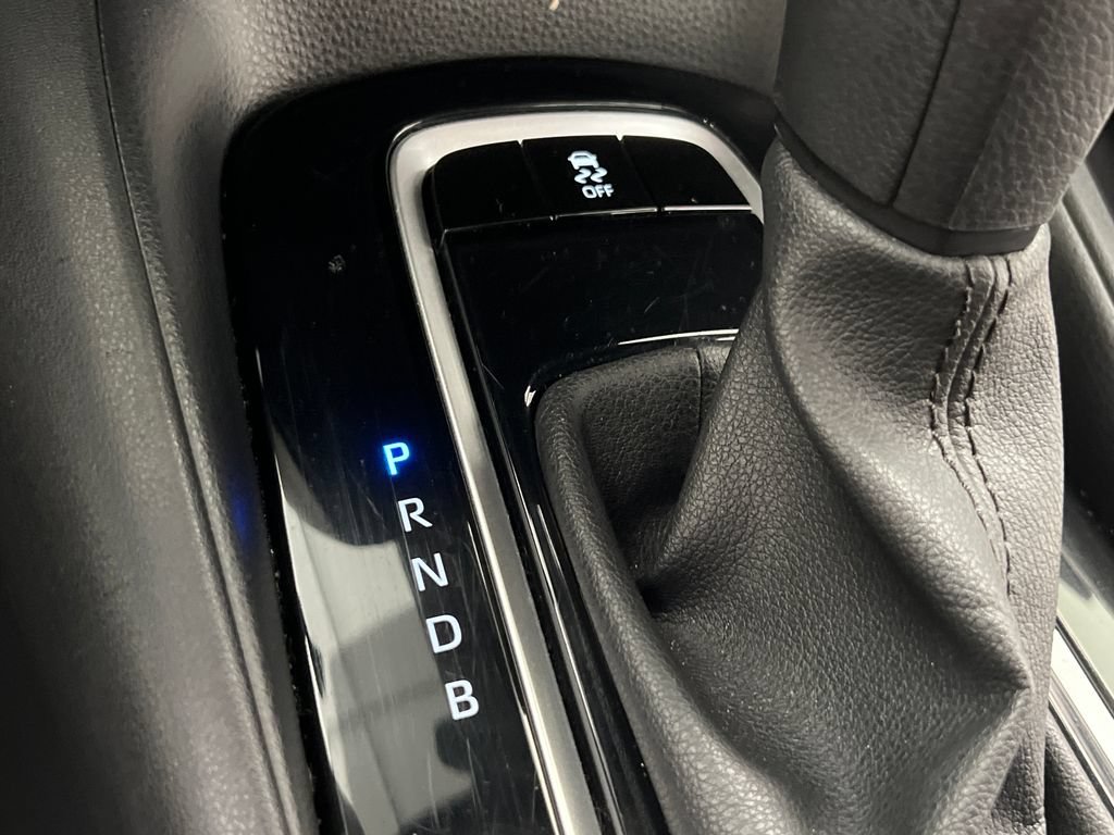 Used 2024 Toyota Corolla LE FWD image 46