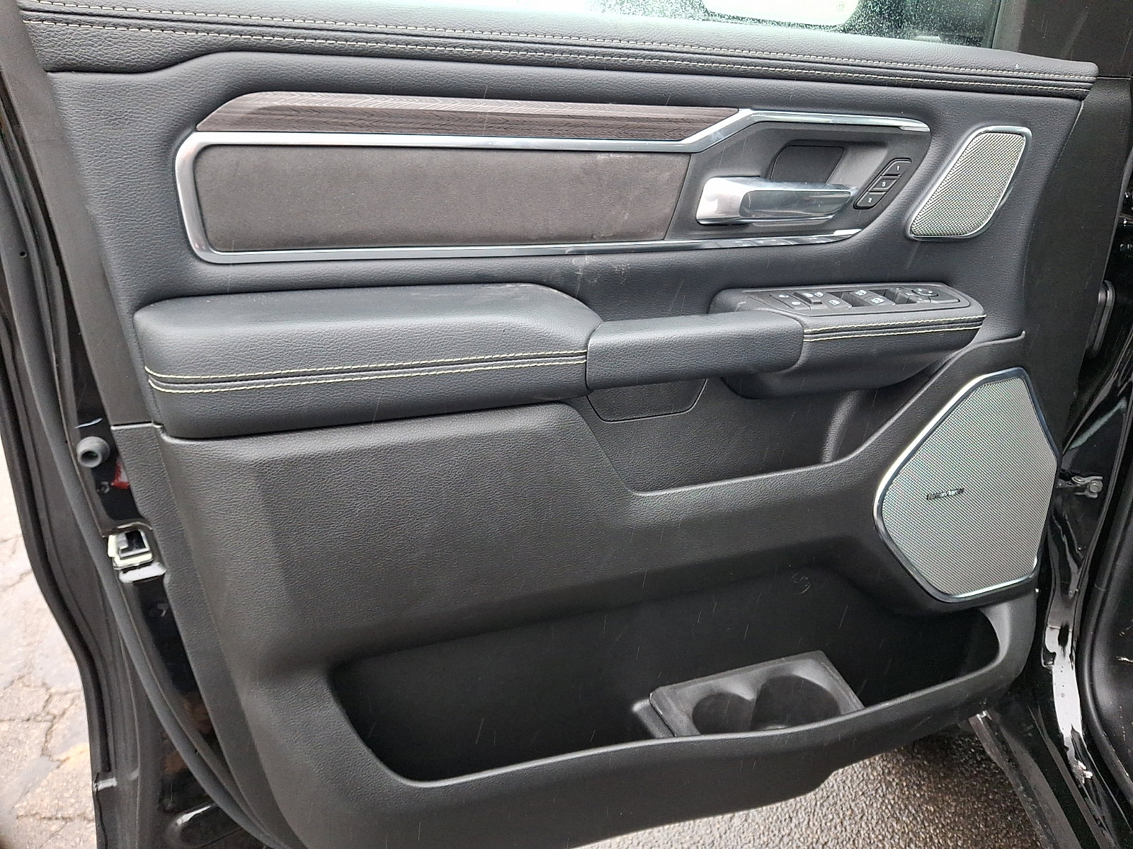 New 2026 RAM 1500 Laramie w/ Night Edition image 10