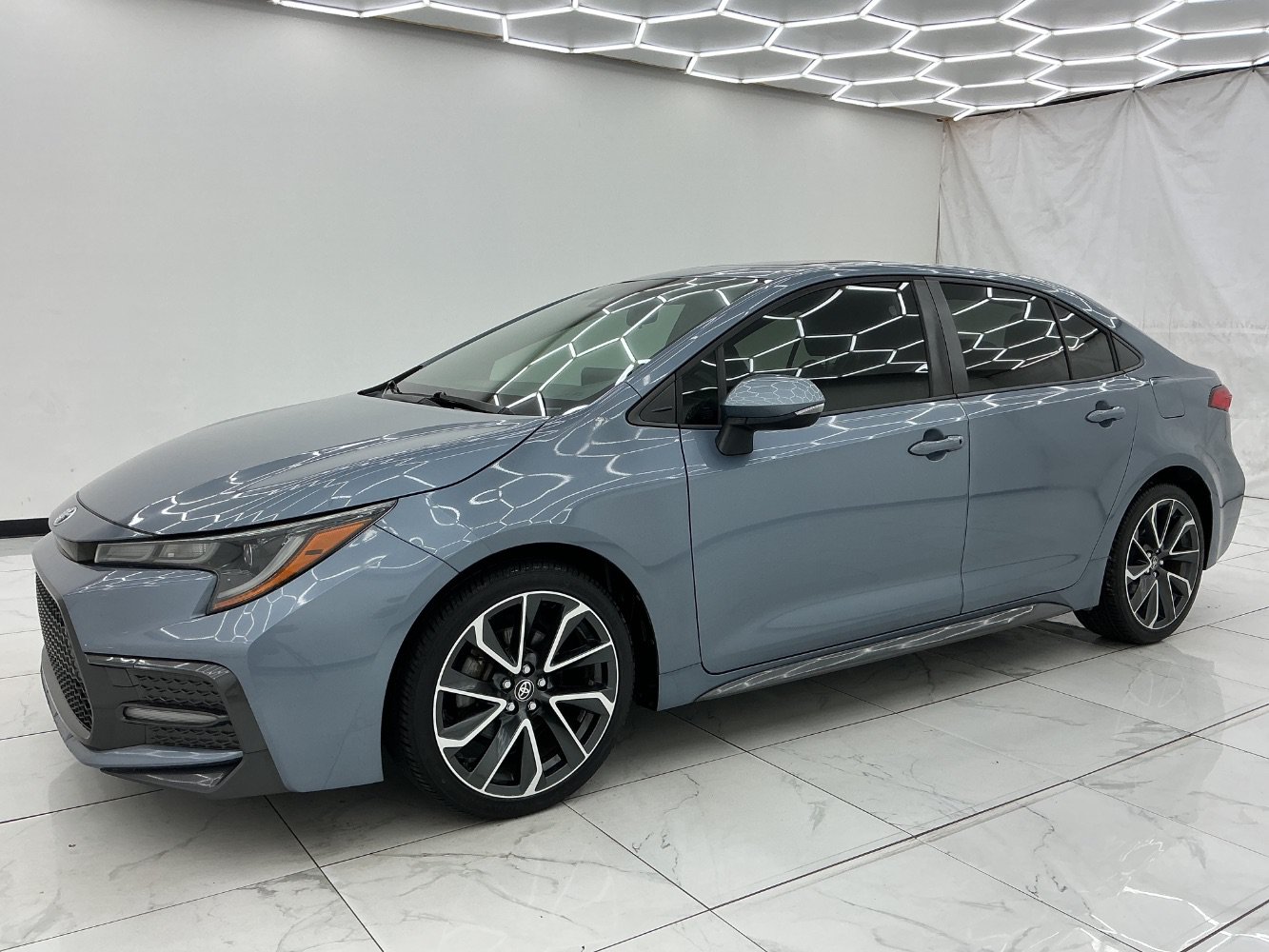 Used 2020 Toyota Corolla SE FWD image 6