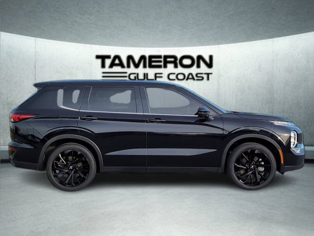Used 2024 Mitsubishi Outlander SE Black Edition FWD image 8