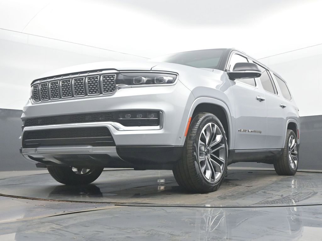 Used 2023 Jeep Grand Wagoneer Series III image 48