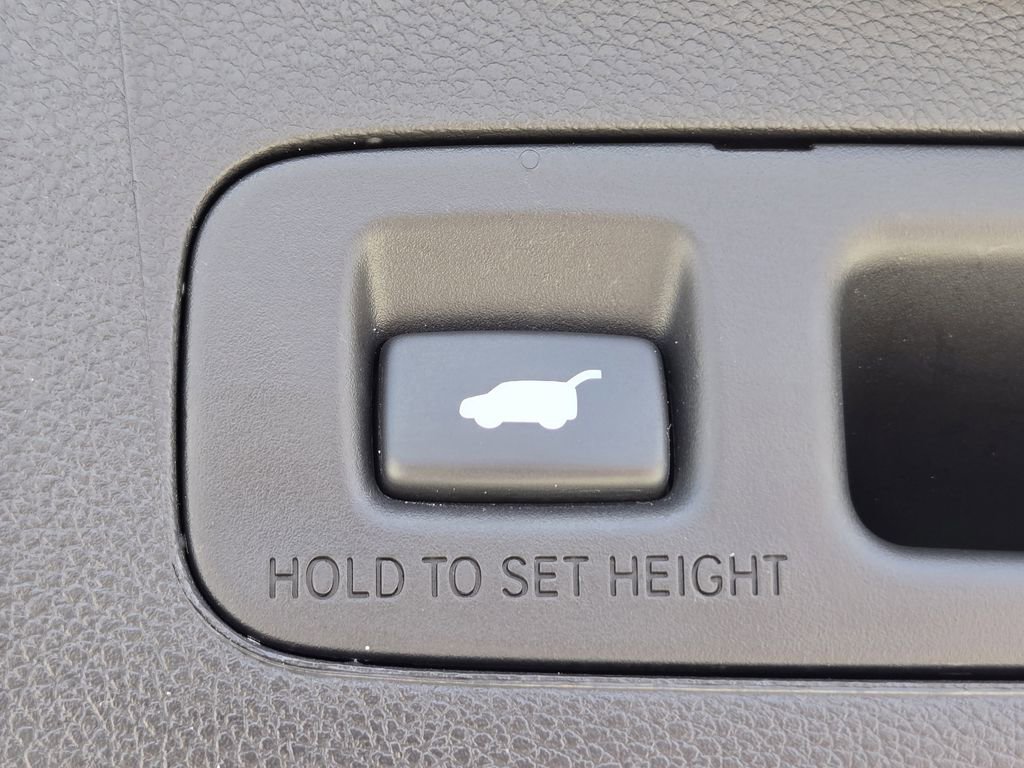 Used 2021 Honda CR-V Touring image 14