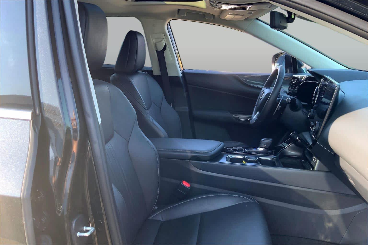 Certified 2024 Lexus NX 350 AWD image 9