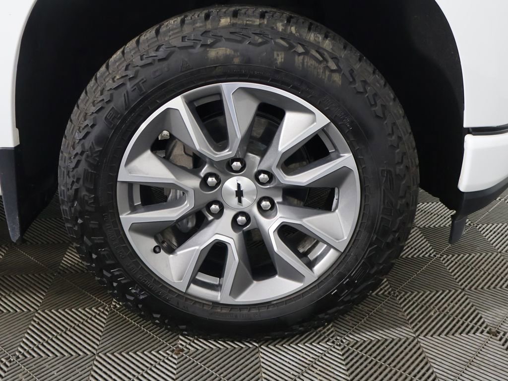 Used 2020 Chevrolet Silverado 1500 RST AWD/4WD image 18