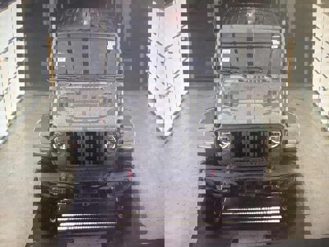 Used 2021 Jeep Gladiator Rubicon image 2