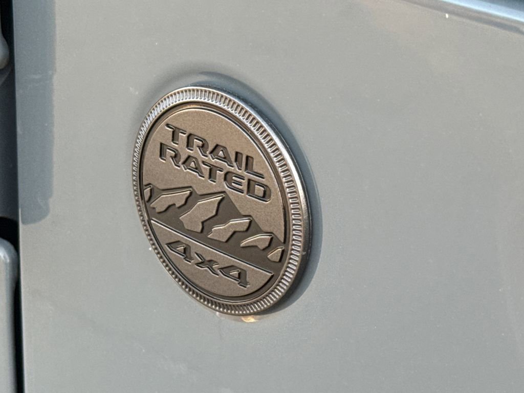 Used 2024 Jeep Wrangler Sport S image 5