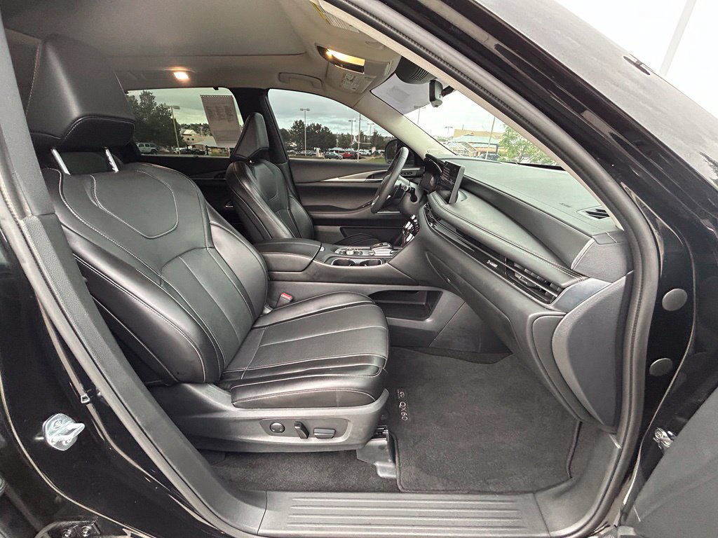 Used 2024 INFINITI QX60 Luxe w/ Performance Audio Package AWD/4WD image 31