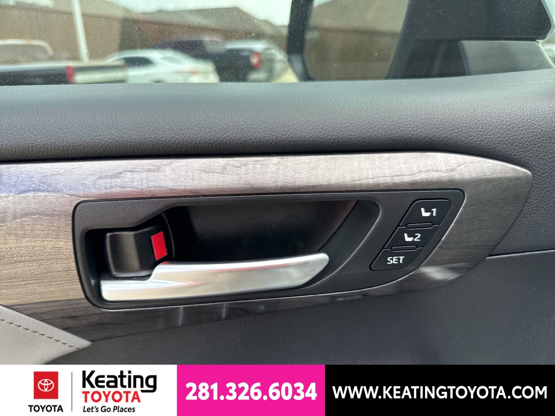 Used 2024 Toyota Highlander Platinum AWD/4WD image 14