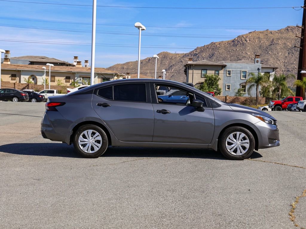 Used 2025 Nissan Versa S w/ Trunk Package FWD image 3