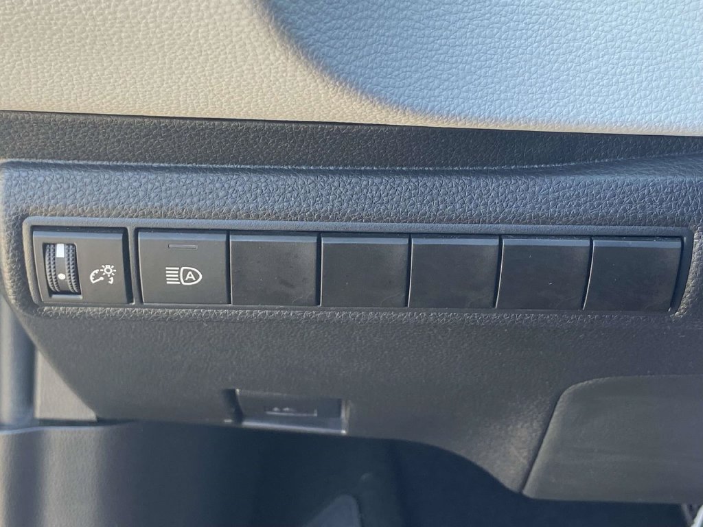 Used 2025 Toyota Corolla FX w/ Convenience Package FWD image 30
