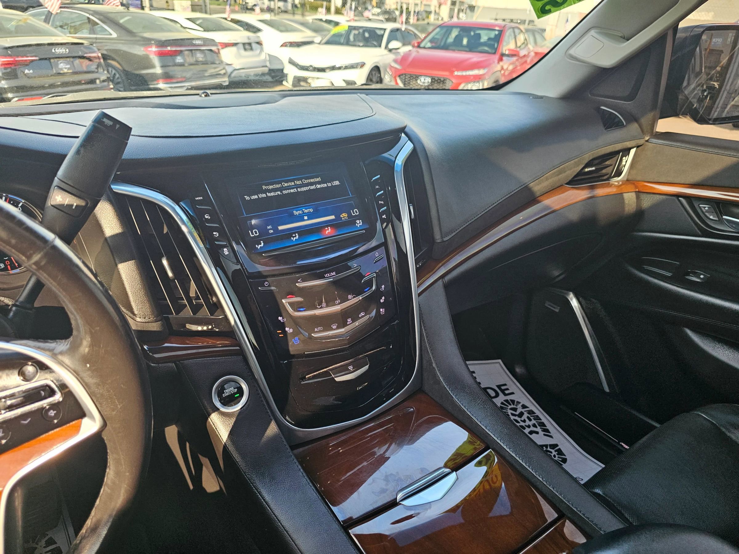 Used 2020 Cadillac Escalade Luxury RWD image 26