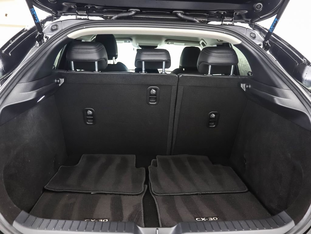 Used 2023 MAZDA CX-30 AWD 2.5 S w/ Select Package image 23