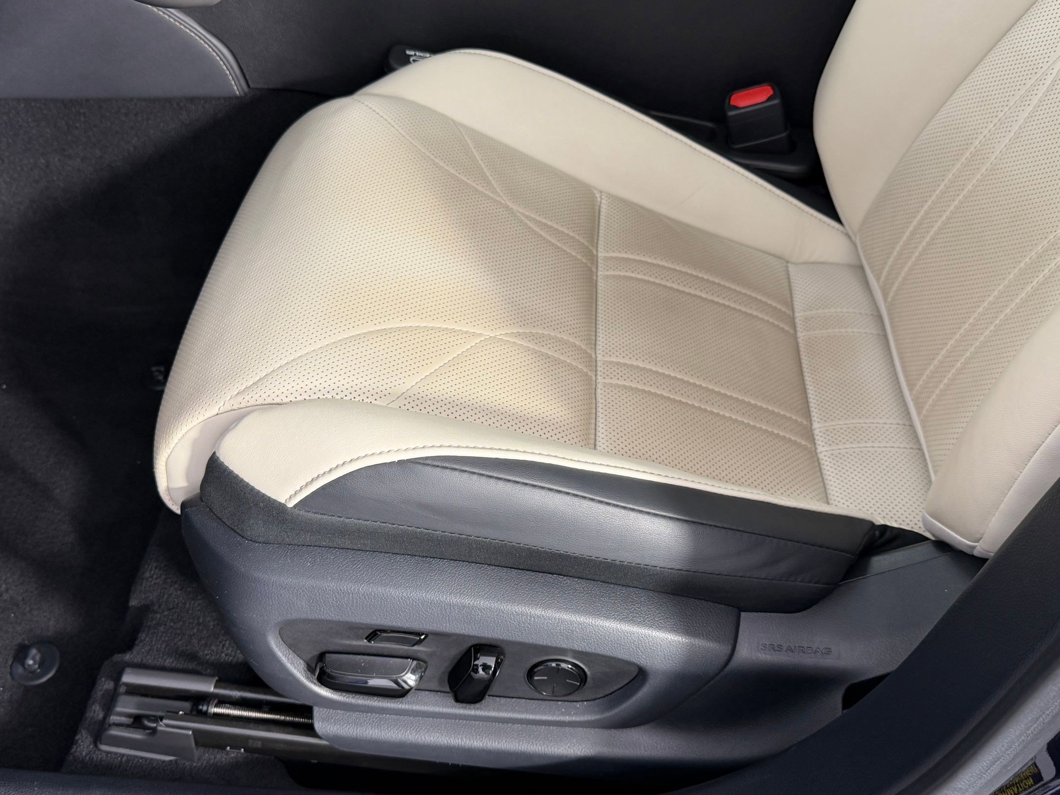 Used 2024 Lexus ES 350 w/ Technology Package image 13