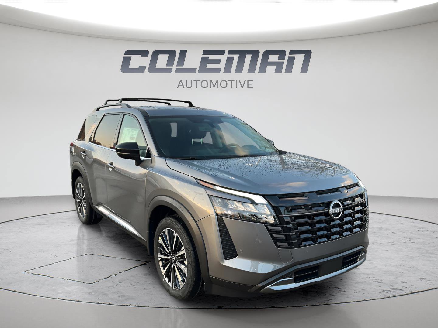 New 2026 Nissan Pathfinder Platinum w/ Cargo Package AWD/4WD image 3