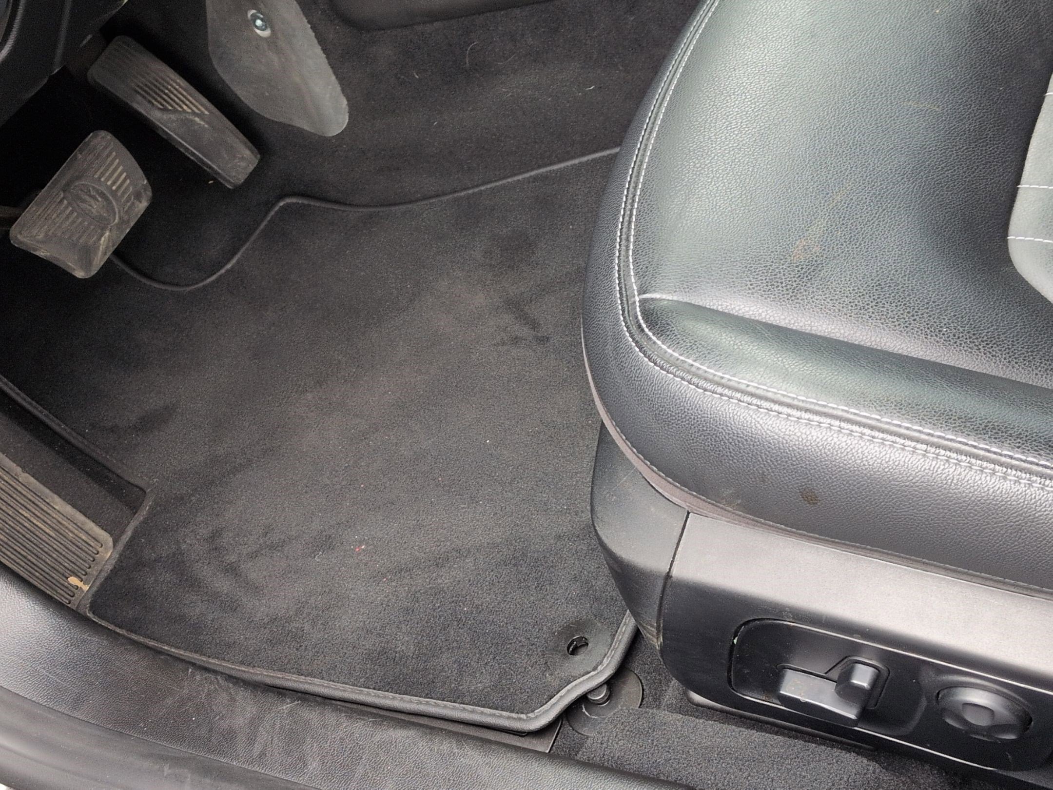 Used 2019 Maserati Ghibli image 17