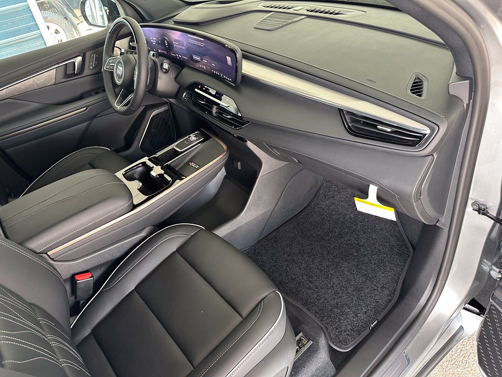 New 2026 Buick Enclave Avenir w/ Super Cruise Package FWD image 41