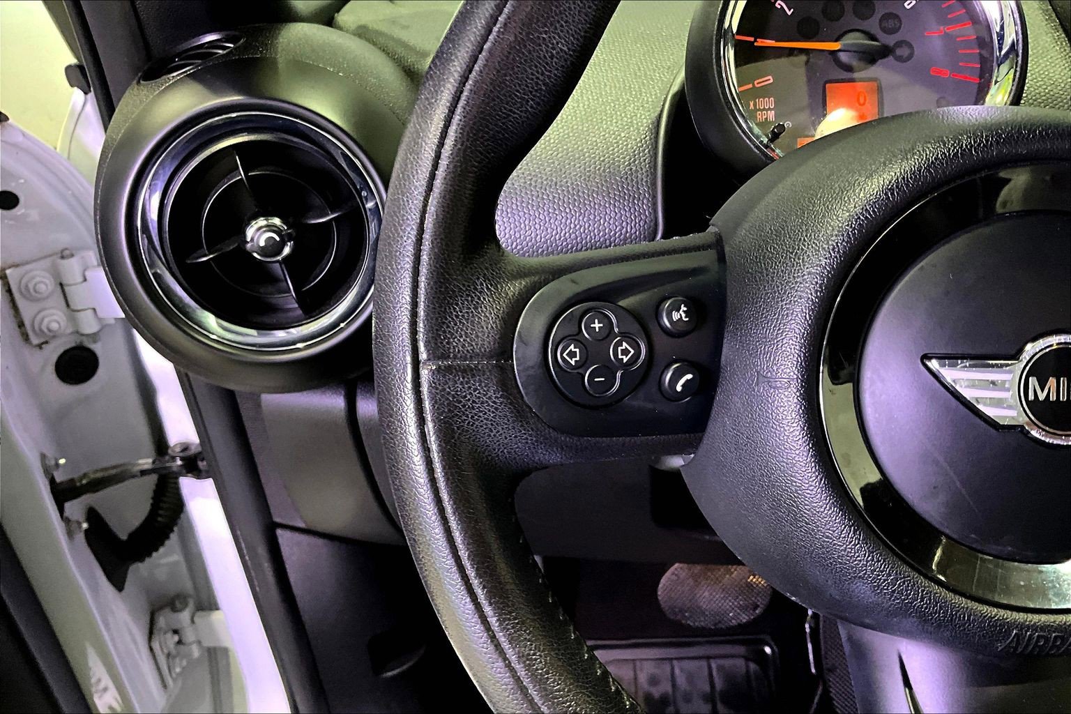 Used 2015 MINI Cooper Countryman FWD image 11