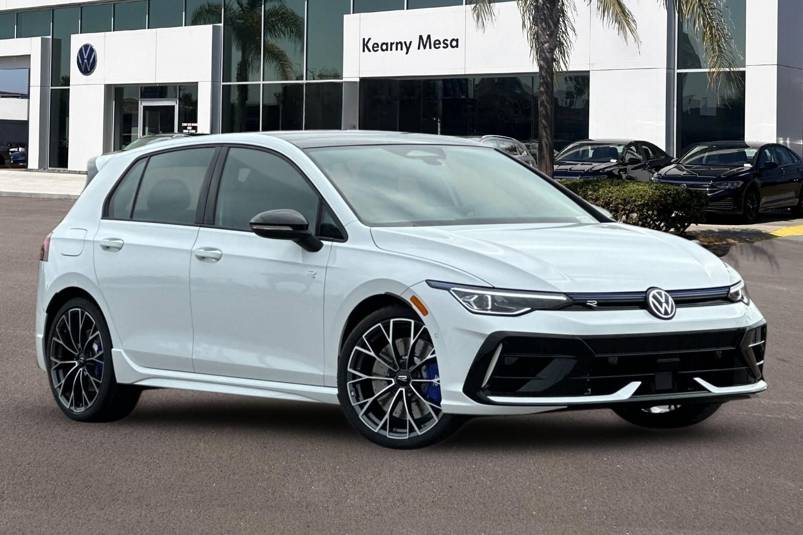 New 2026 Volkswagen Golf AWD/4WD image 2