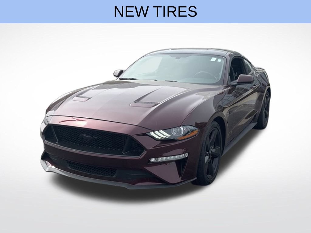 Used 2018 Ford Mustang GT Premium w/ Equipment Group 401A RWD image 3