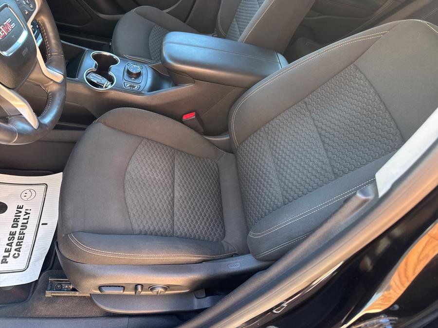 Used 2018 GMC Terrain SLE w/ Driver Convenience Package AWD/4WD image 17