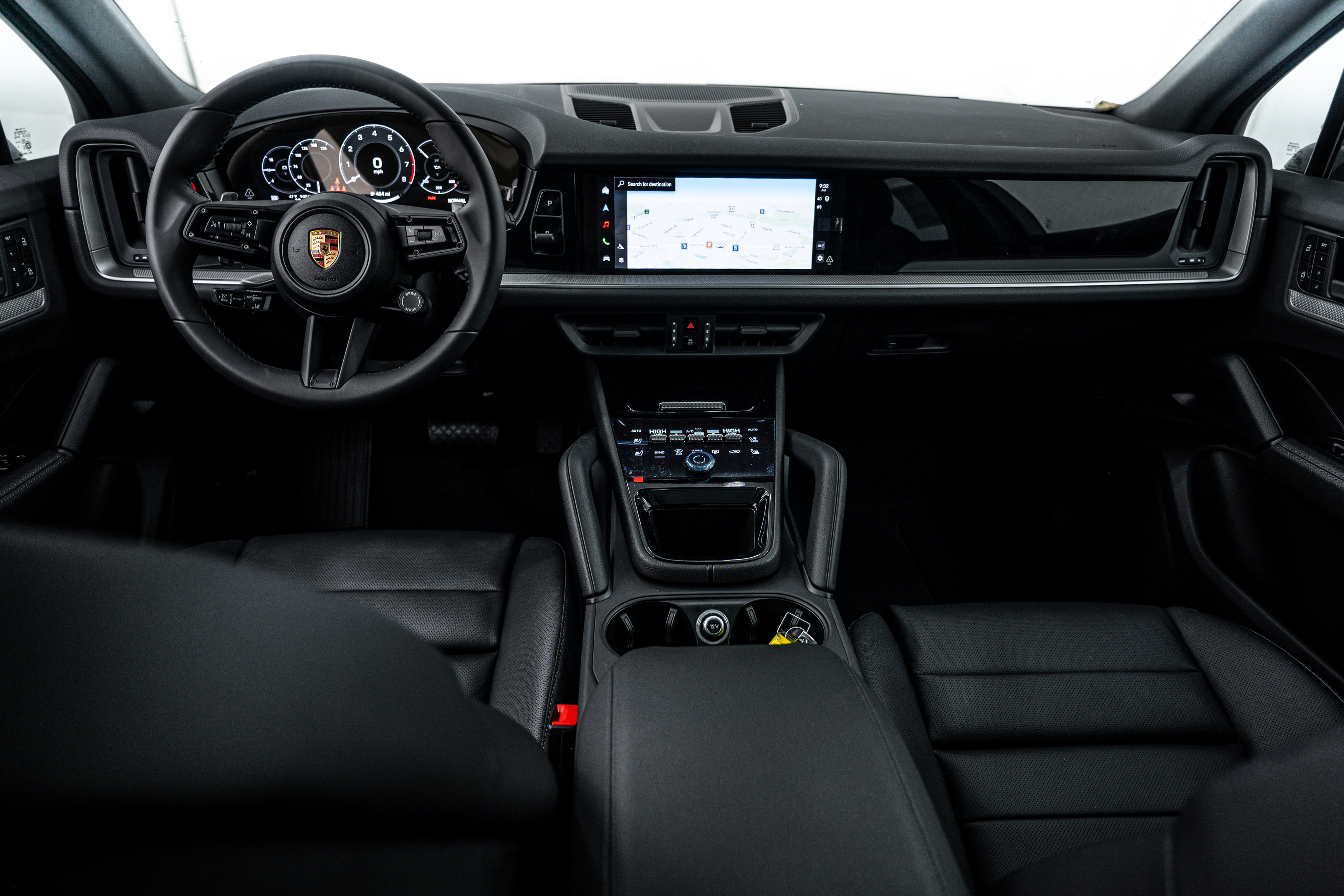 Certified 2026 Porsche Cayenne AWD/4WD image 24