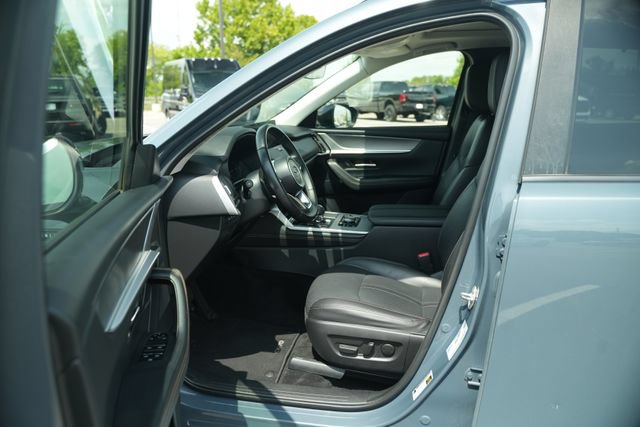 Used 2025 MAZDA CX-70 3.3 Turbo w/ Preferred Package AWD/4WD image 14