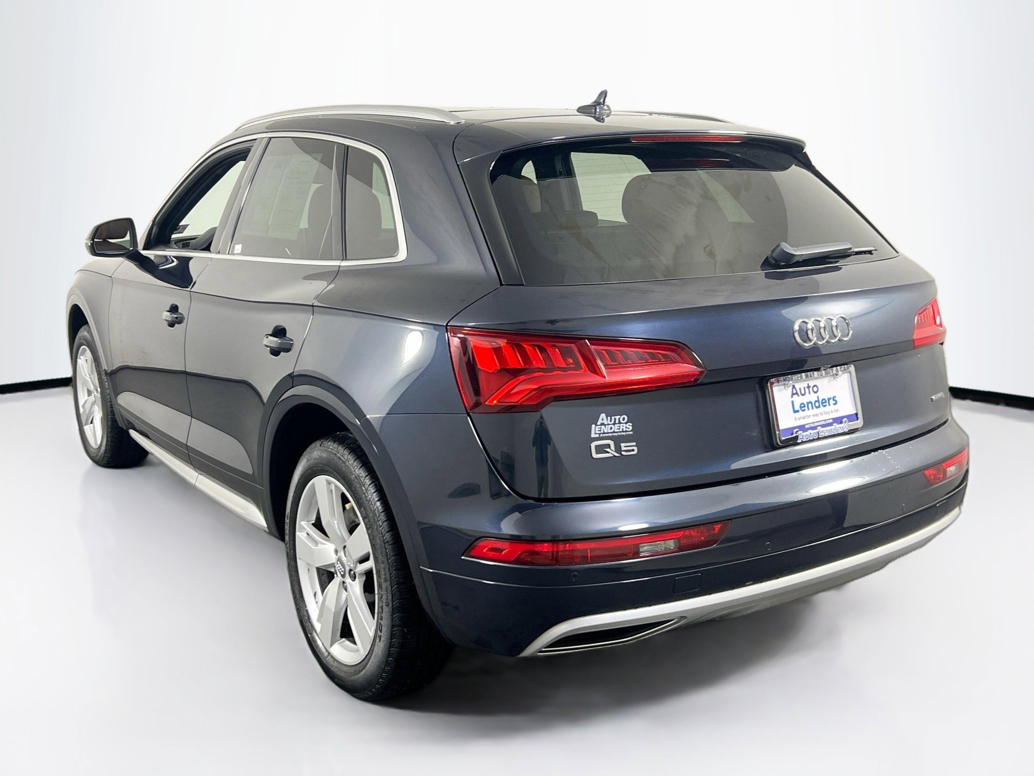 Used 2019 Audi Q5 2.0T Premium Plus w/ Premium Plus Package image 7