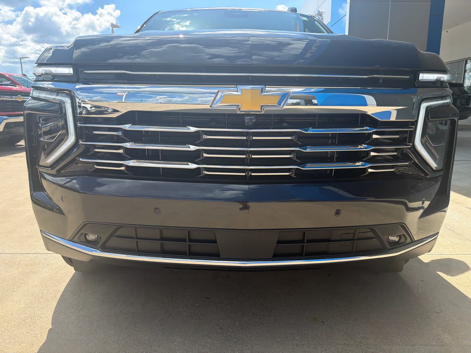 New 2026 Chevrolet Suburban Premier AWD/4WD image 10