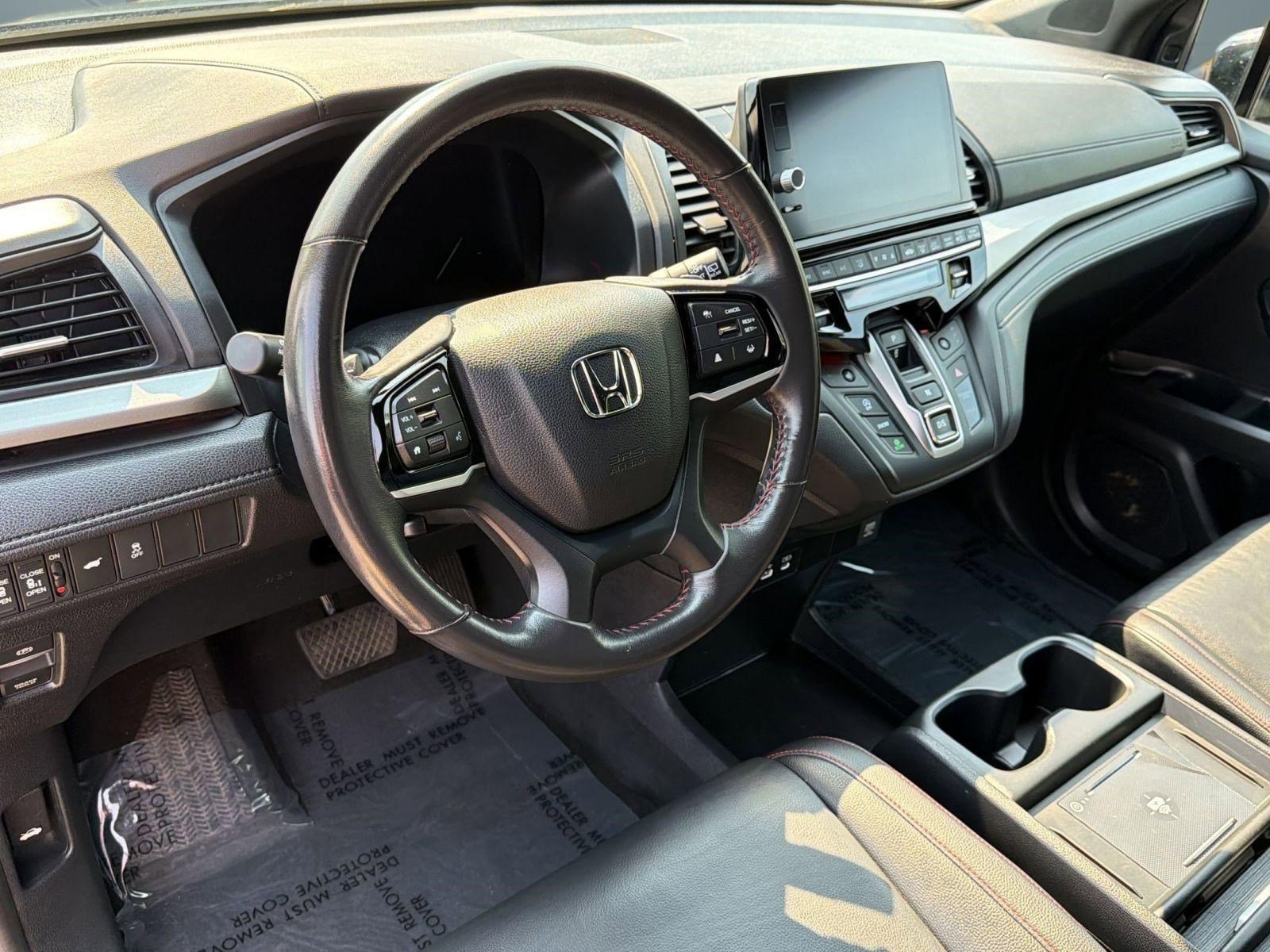 Used 2025 Honda Odyssey Sport-L image 4
