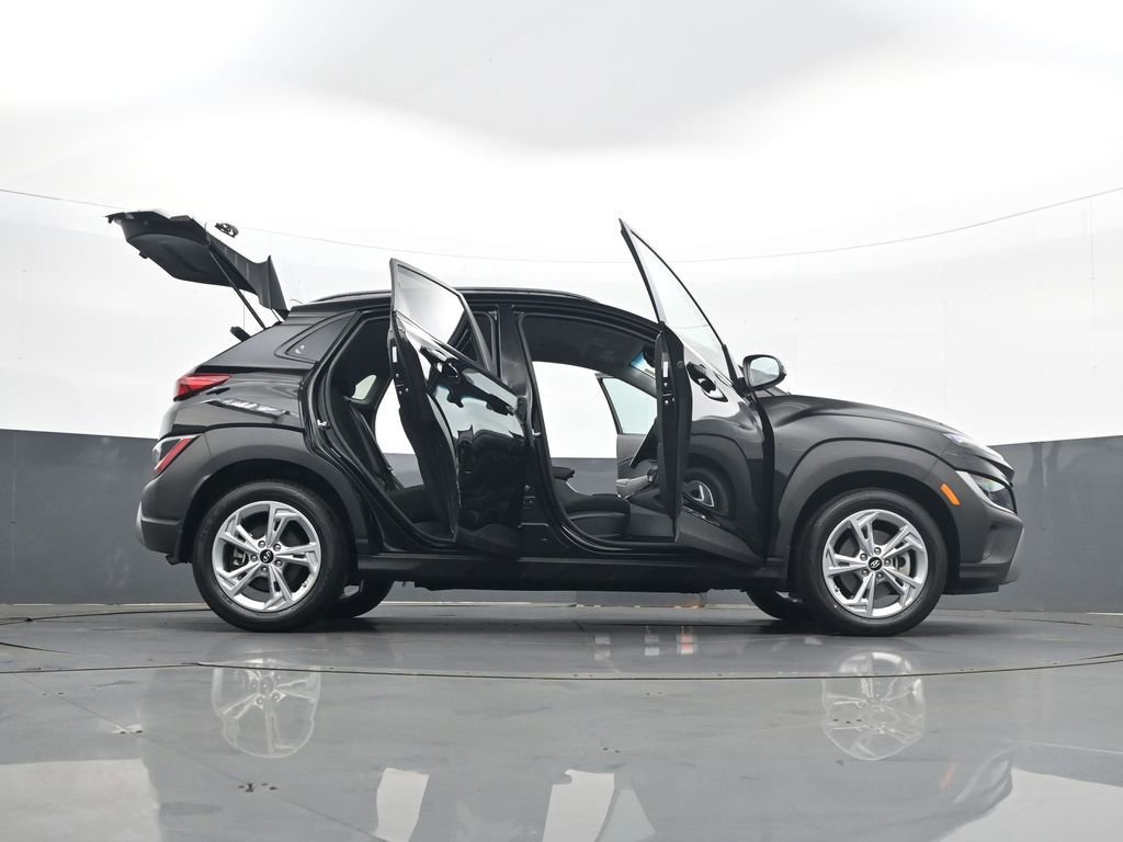 Certified 2023 Hyundai Kona SEL AWD/4WD image 33