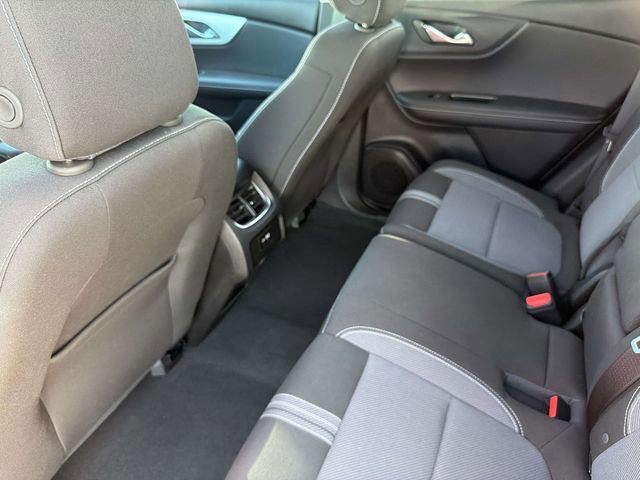 Used 2025 Chevrolet Blazer LT image 13